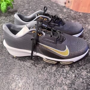 Nike Infinity Tour Golf Men's Black and Gold Shoes